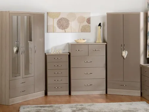 Seconique Nevada Oyster Gloss and Oak Bedroom Furniture Seconique Nevada Oyster Gloss and Oak Bedroom Furniture