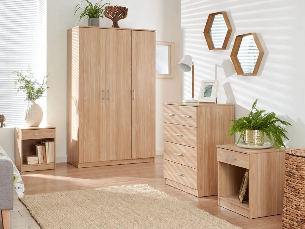 GFW GFW Panama Oak 4 Piece Bedroom Furniture Package