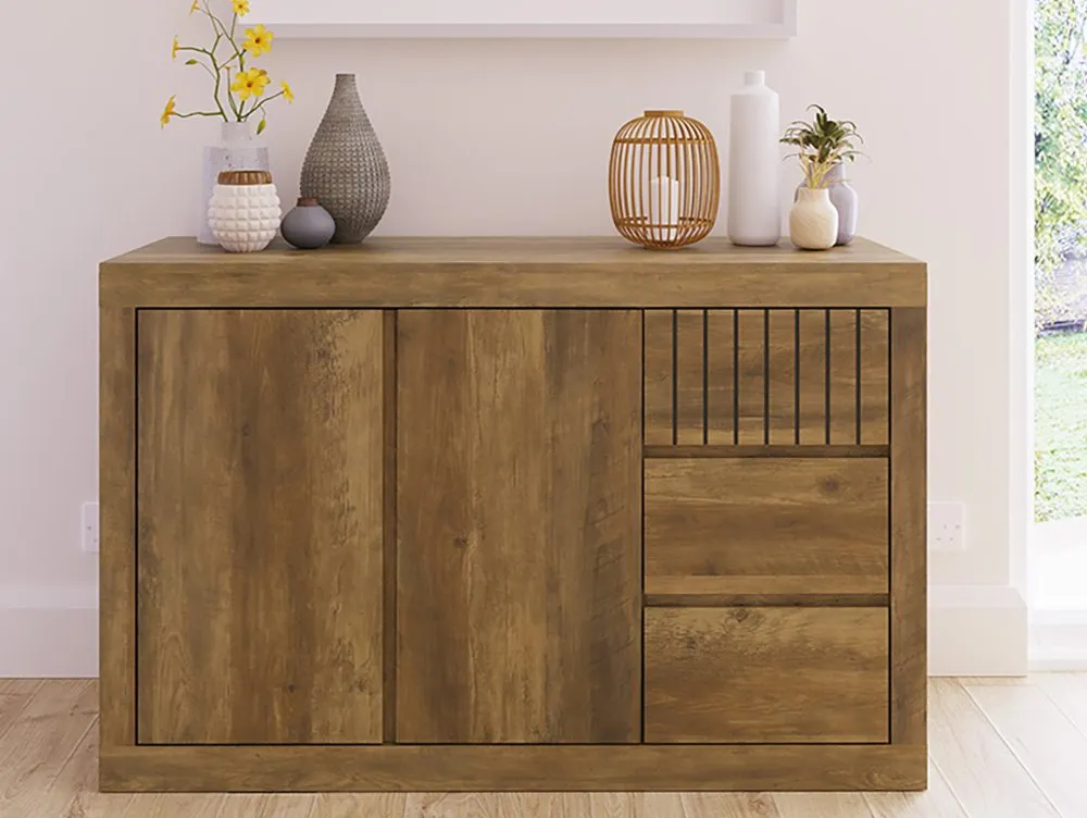 GFW GFW Cartmel Knotty Oak 2 Door 3 Drawer Sideboard