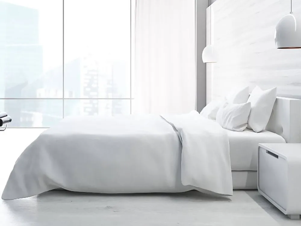 Harwood Textiles Harwood Textiles Bellissimo 200TC White Duvet Set