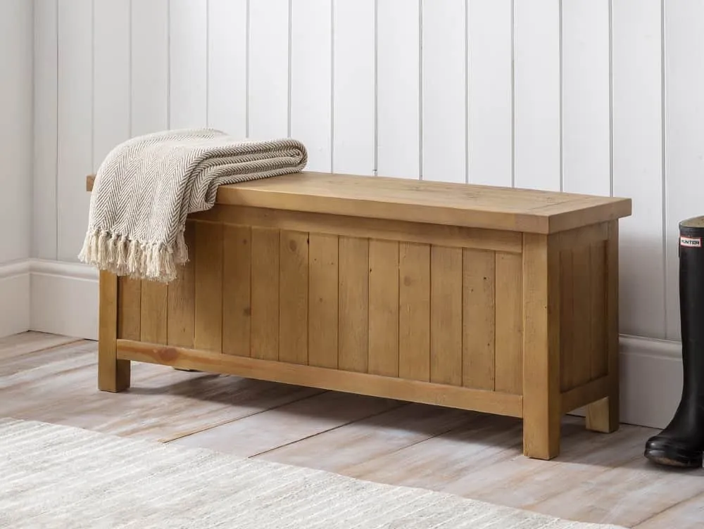 Julian Bowen Julian Bowen Aspen Reclaimed Pine Ottoman Storage Bench (Assembled)