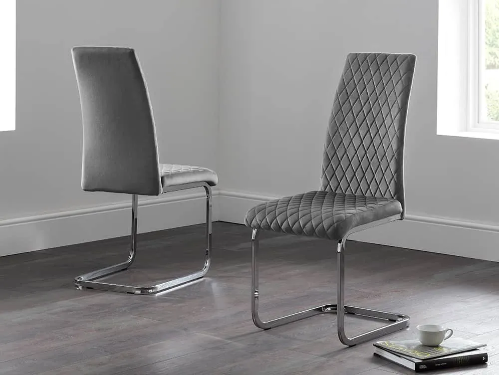 Julian Bowen Julian Bowen Calabria Grey Velvet Dining Chair