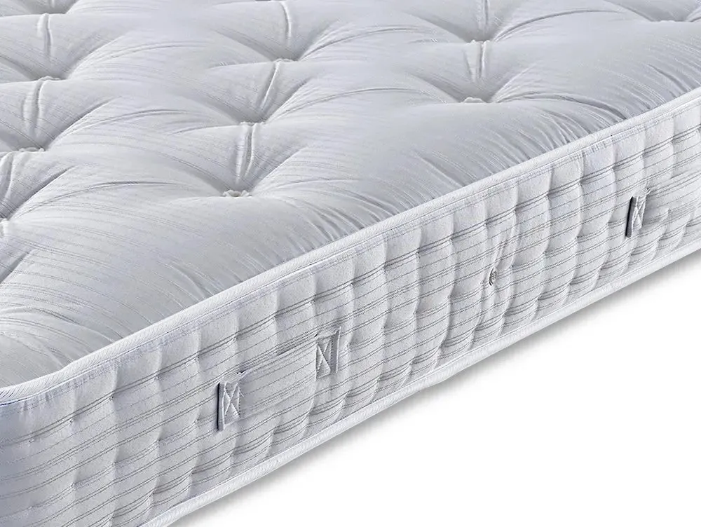 Deluxe Deluxe Buckingham Pocket 1000 2ft6 Small Single Divan Bed