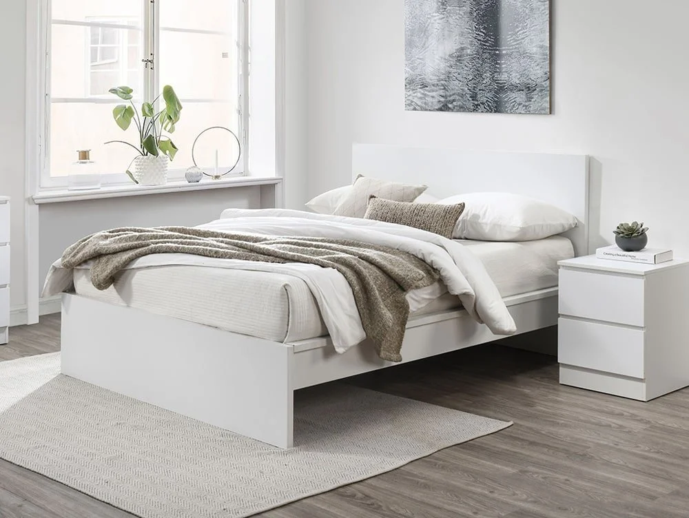 Birlea Furniture & Beds Birlea Oslo 4ft6 Double White Wooden Bed Frame