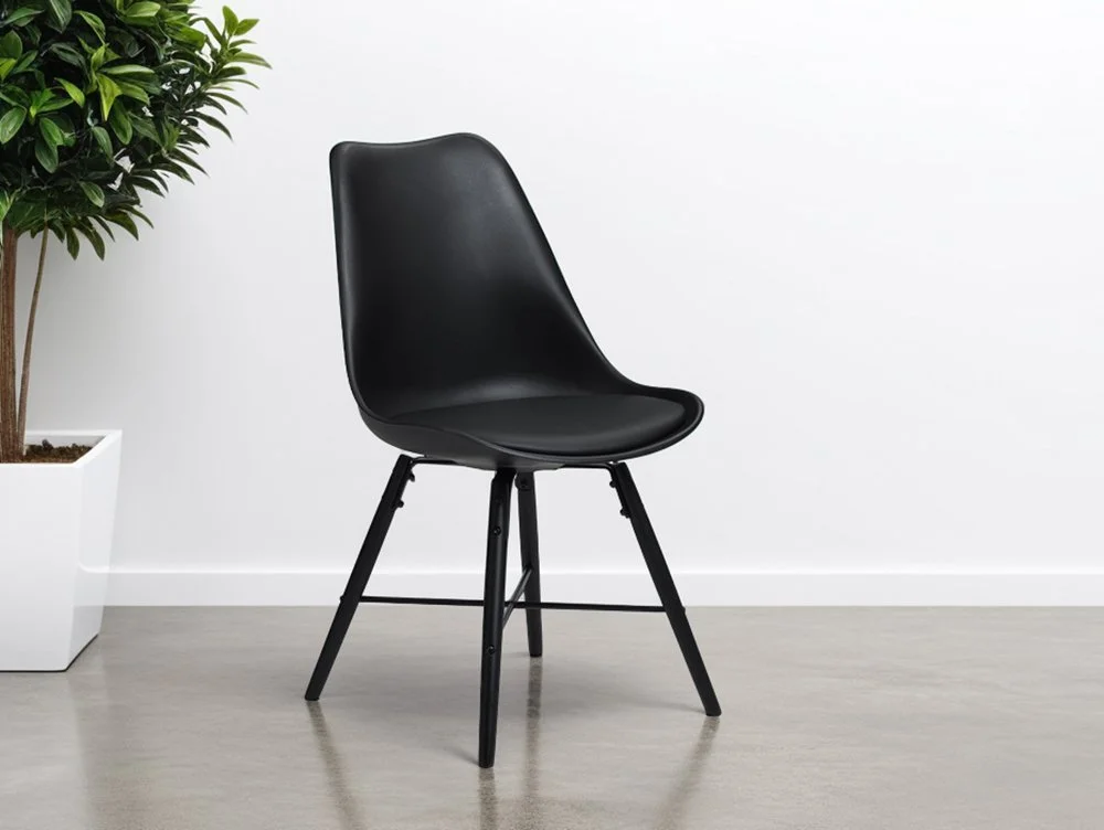 Julian Bowen Julian Bowen Kari Black Dining Chair