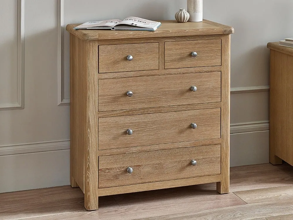 Julian Bowen Julian Bowen Memphis Limed Oak 3+2 Drawer Chest of Drawers