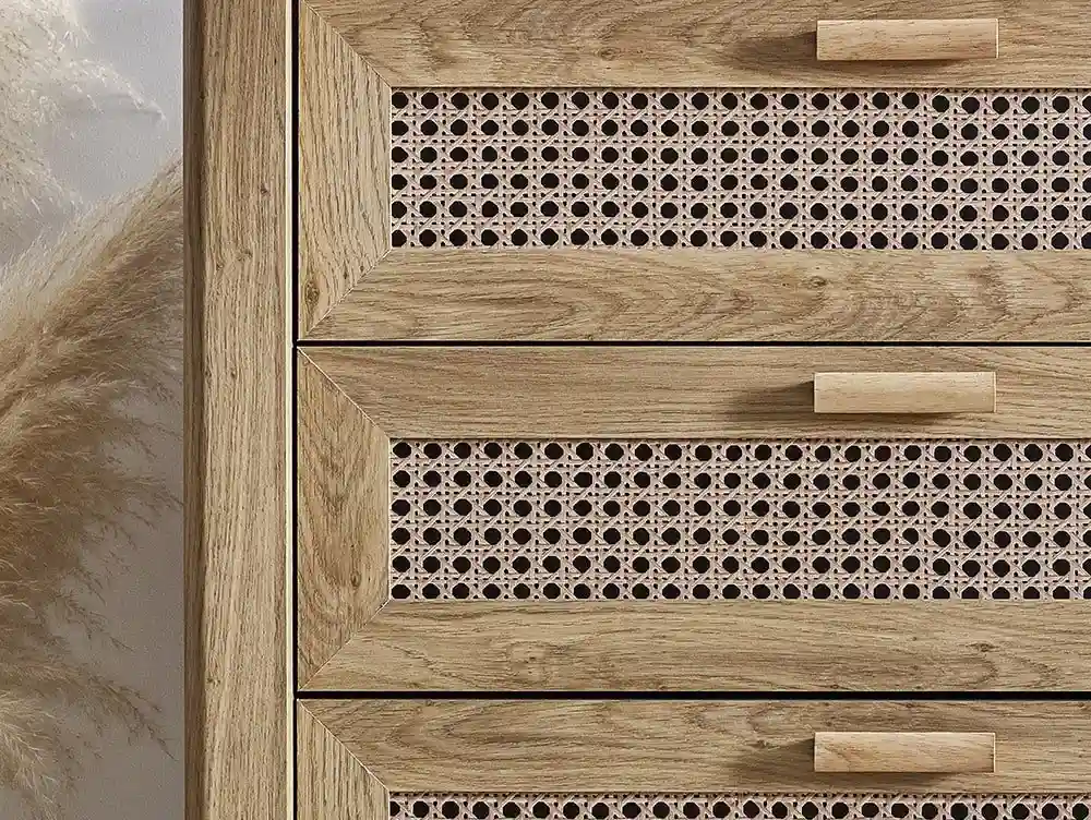 Julian Bowen Julian Bowen Sydney Oak and Rattan Effect 5 Drawer Chest of Drawers