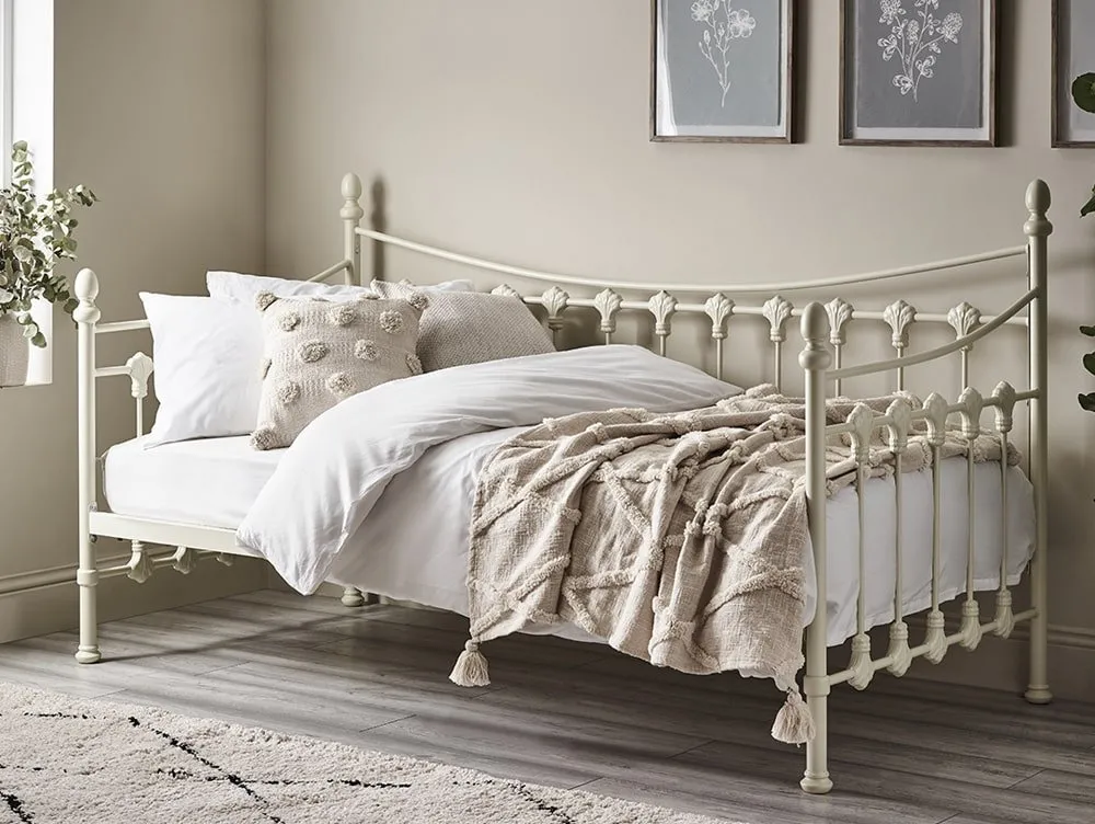 Julian Bowen Julian Bowen Versailles Ivory Metal Day Bed