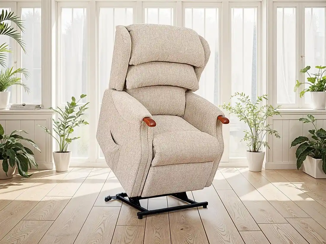 ASC ASC Wickham Knuckle Riser Recliner Chair