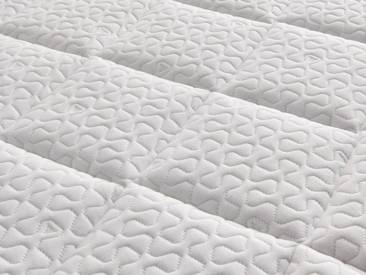 Silentnight Silentnight UltraGel Mirapocket 1000 3ft Single Mattress