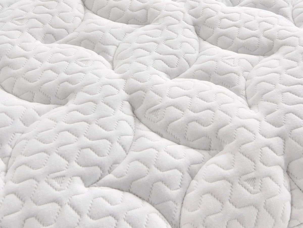 Silentnight Silentnight UltraGel Mirapocket 2000 4ft6 Double Mattress