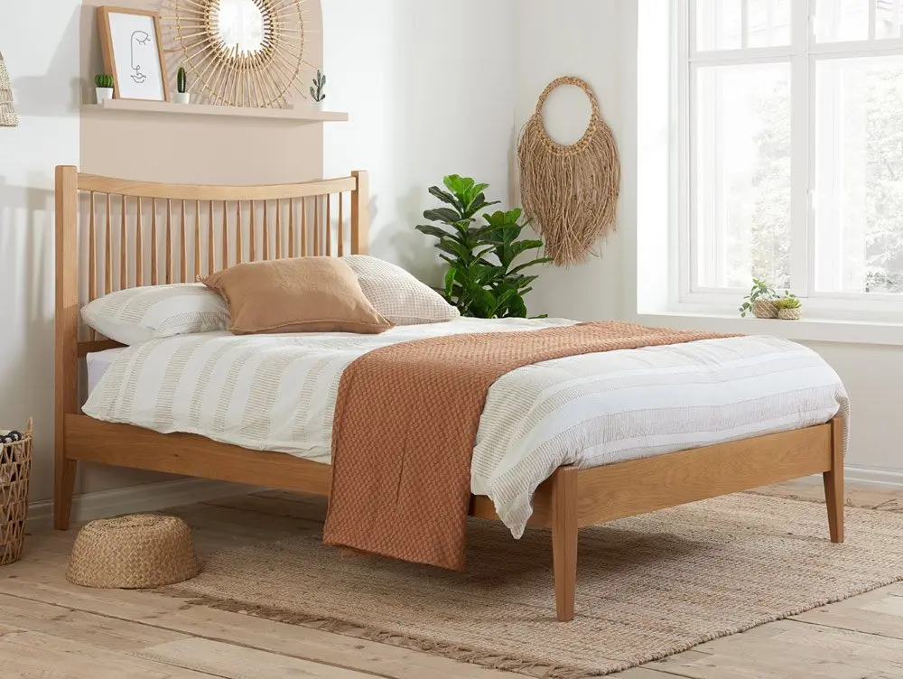 Birlea Furniture & Beds Birlea Berwick 4ft6 Double Oak Wooden Bed Frame