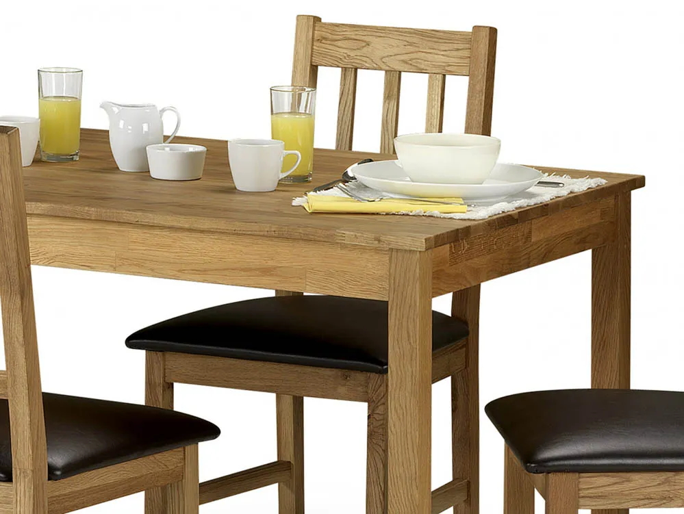 Julian Bowen Julian Bowen Coxmoor American White Oak Dining Table and 4 Chairs Set