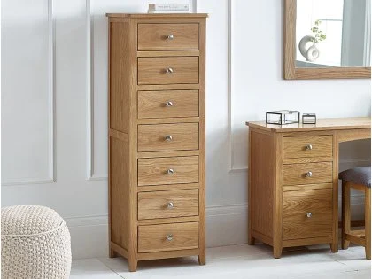 Julian Bowen Mallory Oak 7 Drawer Tall Narrow Chest of Drawers Julian Bowen Mallory Oak 7 Drawer Tall Narrow Chest of Drawers