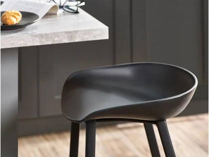 Julian Bowen Renzo Black Bar Stool