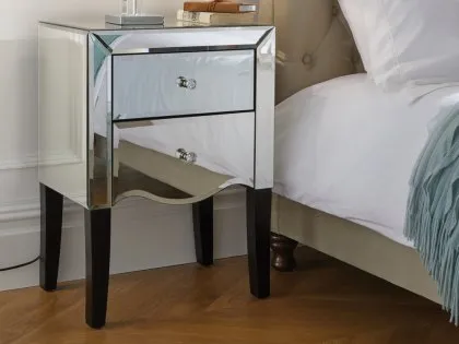 Birlea Palermo 2 Drawer Small Mirrored Bedside Table (Assembled) Birlea Palermo 2 Drawer Small Mirrored Bedside Table (Assembled)