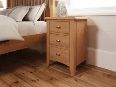 Kenmore Kenmore Dakota Oak 3 Drawer Large Bedside Table (Assembled)