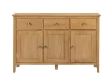 Julian Bowen Julian Bowen Cotswold Oak 3 Door 3 Drawer Sideboard (Assembled)