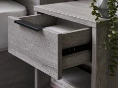 Julian Bowen Julian Bowen Bali Grey Oak 1 Drawer Bedside Table