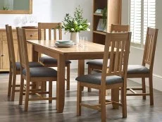 Julian Bowen Julian Bowen Mallory 140cm Oak Extending Dining Table