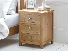 Julian Bowen Julian Bowen Mallory Oak 3 Drawer Bedside Table