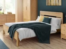 Julian Bowen Julian Bowen Curve 4ft6 Double Oak Wooden Bed Frame